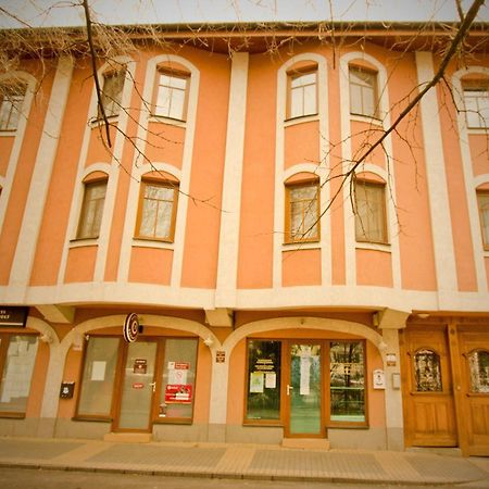 Kemences Csarda Es Panzio Hotel Hajdúszoboszló Buitenkant foto