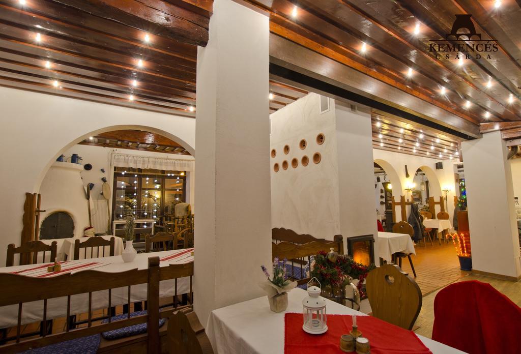 Kemences Csarda Es Panzio Hotel Hajdúszoboszló Buitenkant foto